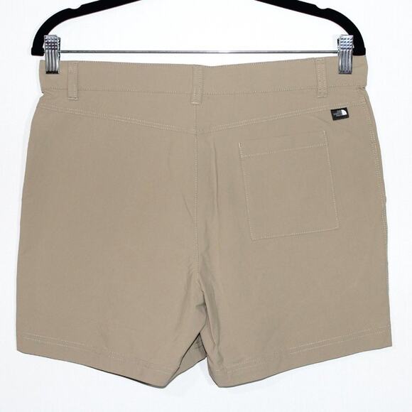 The North Face Parker Shorts NWT Size XL - Picture 4 of 9